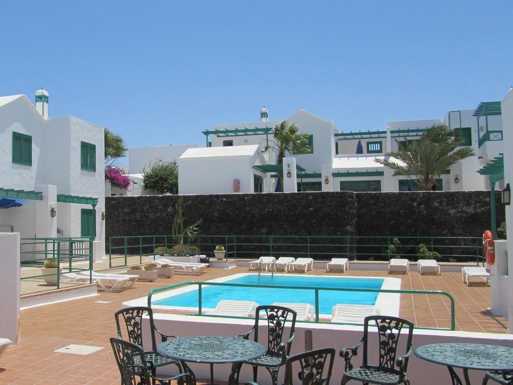 Apartamentos Las Palmeras I Пуэрто дель Кармен Экстерьер фото