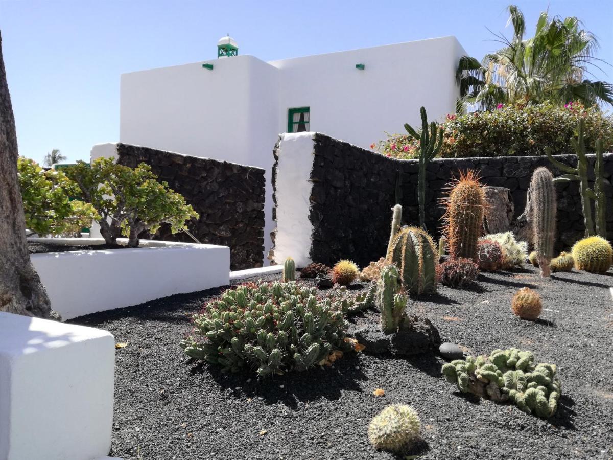Apartamentos Las Palmeras I Пуэрто дель Кармен Экстерьер фото